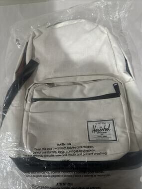 Herschel Classic Pop Quiz Backpack -White/Black